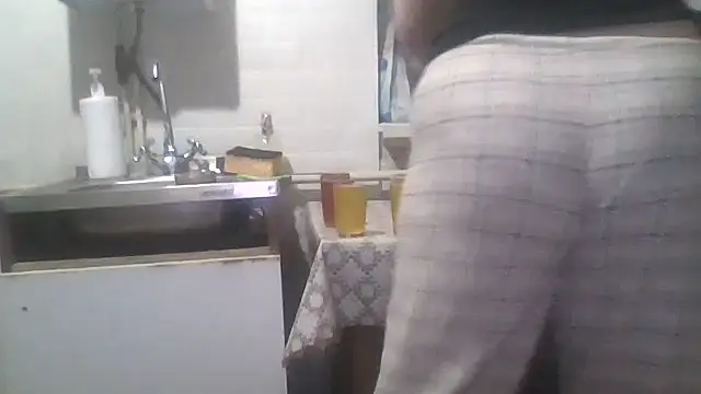 NansyyyaLiannkkaasssssa78 online show from January 18, 2025, 11:22 pm