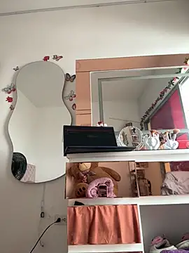 jailyncam  online show from November 28, 2025, 2:31 pm