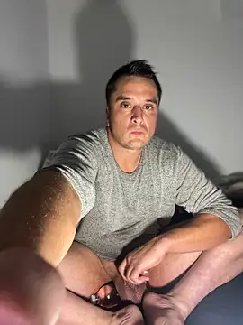 Snapshot of mrwilly7743 chatting on September 27, 2025, 12:10 pm mrwilly7743 online show from September 27, 2025, 12:10 pm