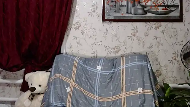 EmilyDoth online show from December 1, 2024, 9:26 pm