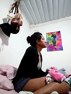 Bigassmommy x online show from April 19, 2026, 12:26 pm