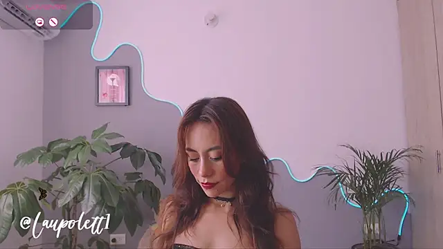 LauPolett online show from February 2, 2025, 6:10 pm