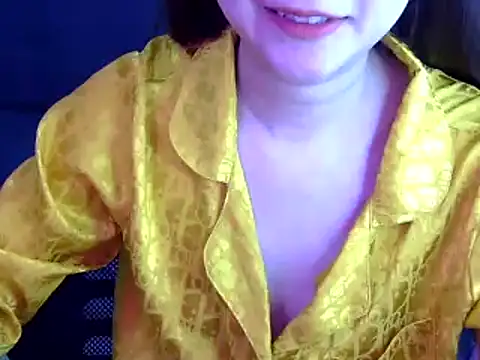 Bee 2k online show from November 29, 2025, 4:59 am