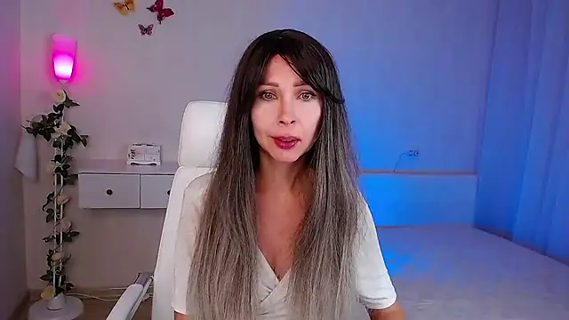 wendifoste online show from October 10, 2025, 5:34 pm