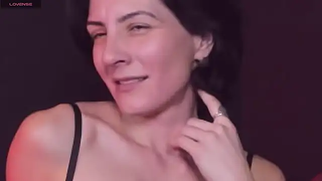 LorenDaze online show from December 4, 2024, 5:11 pm