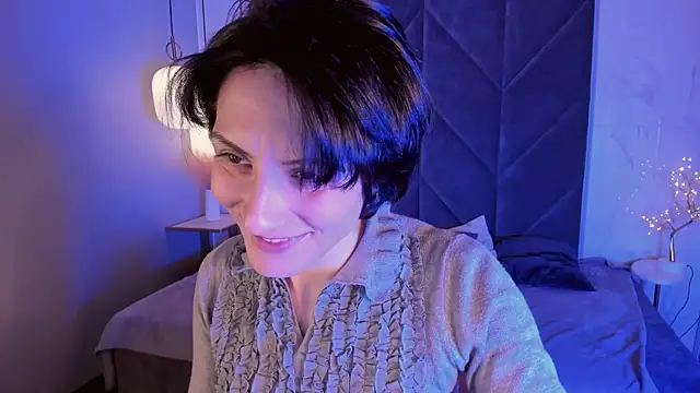 LorenDaze online show from March 12, 2025, 7:49 pm