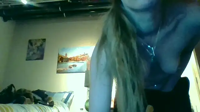 eatmeplease44 online show from February 24, 2026, 6:28 pm