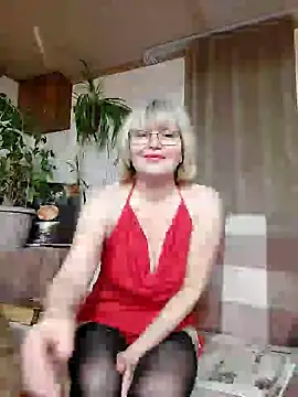 IrmaRose online show from February 3, 2025, 2:02 pm