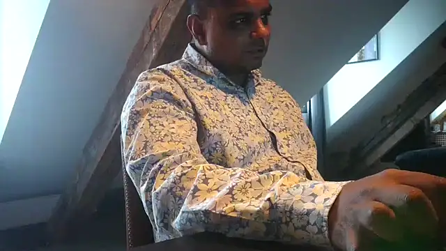 Snapshot of Bandusrilankasexymen chatting on January 25, 2025, 2:14 pm Bandusrilankasexymen online show from January 25, 2025, 2:14 pm