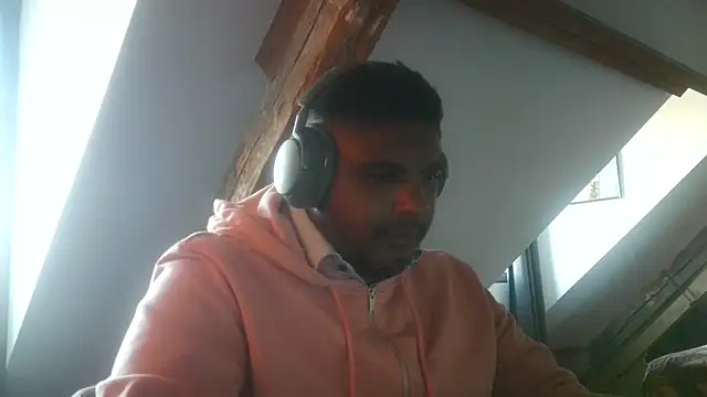 Snapshot of Bandusrilankasexymen chatting on November 11, 2025, 1:55 pm Bandusrilankasexymen online show from November 11, 2025, 1:55 pm