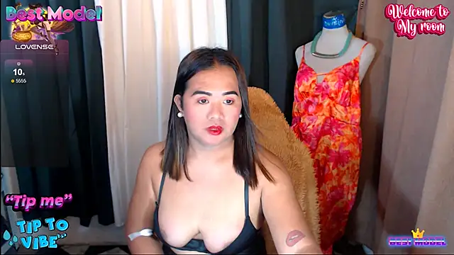 Snapshot of MagnificatMistress chatting on November 15, 2025, 1:58 am MagnificatMistress online show from November 15, 2025, 1:58 am