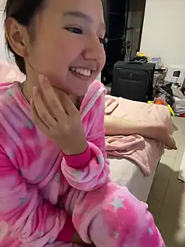 Pinkie Princes online show from December 30, 2024, 3:03 am