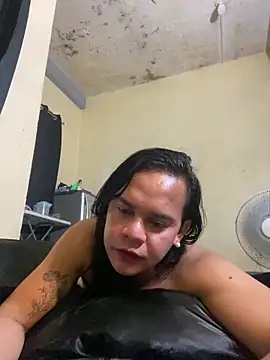 sweetyula online show from May 15, 2026, 11:01 pm