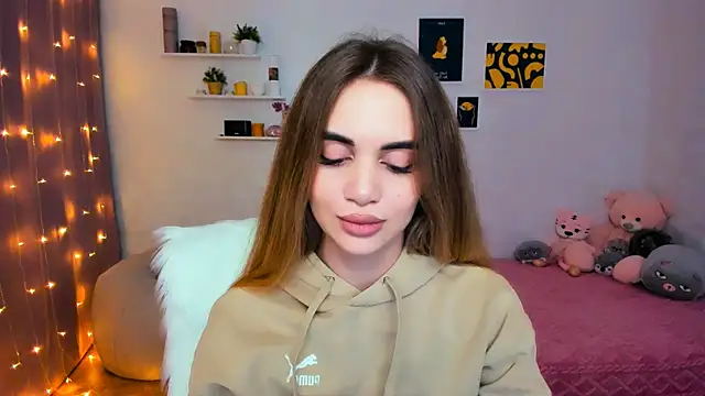 aPieceOfJoy online show from February 6, 2025, 9:49 pm