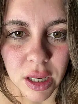 Snapshot of Samantha_official chatting on February 3, 2026, 8:47 pm Samantha official online show from February 3, 2026, 8:47 pm