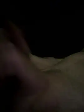 kavani7777 online show from January 13, 2026, 2:28 am