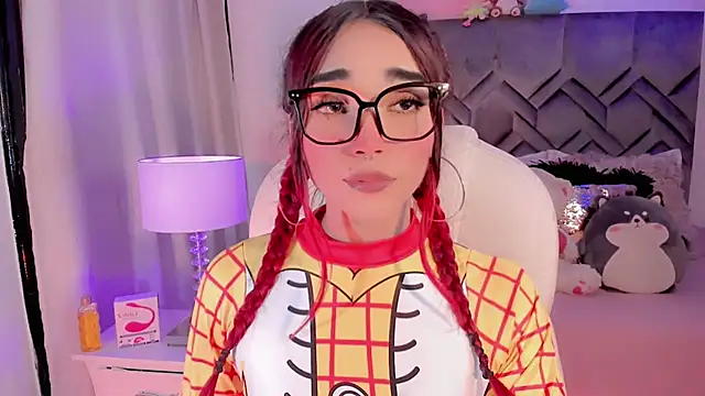 LeyXandrabraz online show from February 8, 2025, 12:49 am