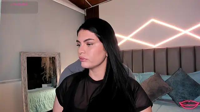 Snapshot of Veronicalanx1 chatting on April 28, 2026, 11:48 am Veronicalanx1 online show from April 28, 2026, 11:48 am