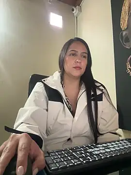 kendall 52 online show from December 18, 2025, 2:56 pm