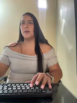 kendall 52 online show from April 15, 2026, 2:57 pm