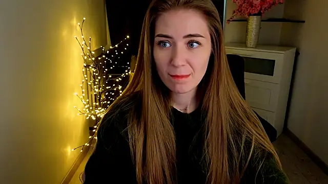 Adelyna Bird online show from April 3, 2026, 6:44 am