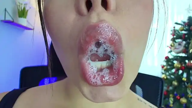 lisbet21x online show from January 9, 2025, 6:36 pm