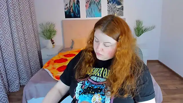 PolinaSalvatore online show from January 13, 2025, 2:00 pm