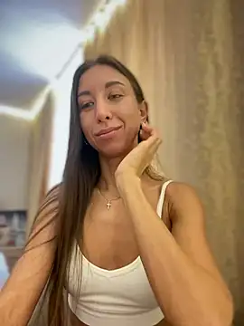 EvaCatt online show from February 28, 2025, 2:31 am