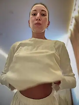 EvaCatt online show from January 15, 2026, 3:55 am