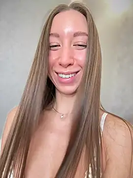 EvaCatt online show from March 4, 2026, 3:34 am