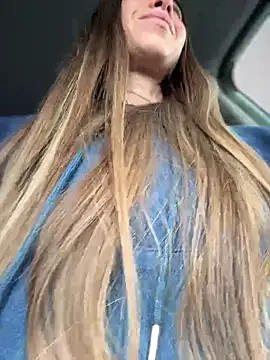 EvaCatt online show from April 6, 2026, 3:04 am