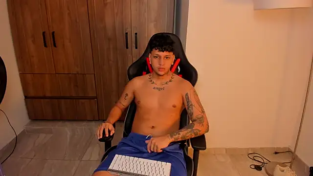 Jake simons online show from September 27, 2025, 1:54 am