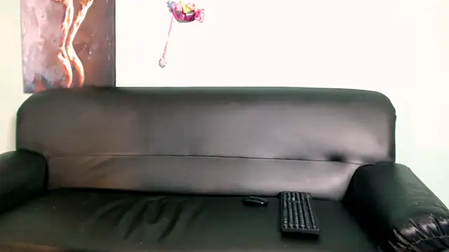 Slenderxxx2 online show from January 12, 2026, 3:39 pm