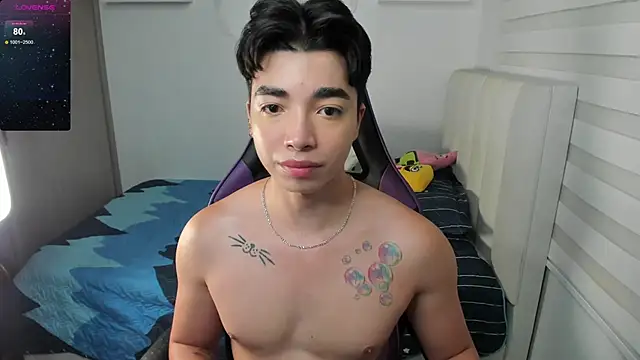 santy7v7 online show from September 17, 2025, 1:24 pm