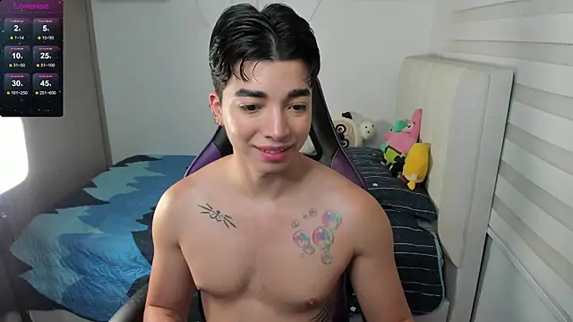 santy7v7 online show from October 8, 2025, 1:20 pm