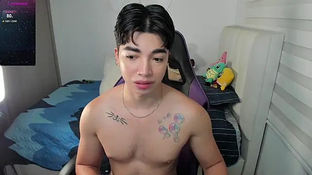 santy7v7 online show from October 12, 2025, 1:21 pm