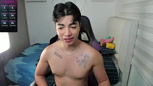 santy7v7 online show from October 17, 2025, 1:14 pm