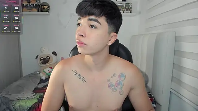 santy7v7 online show from April 16, 2026, 1:34 pm