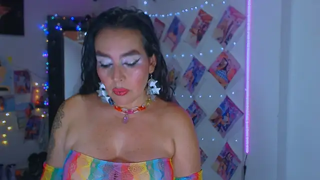 sweet vanessa 22 online show from October 26, 2025, 5:57 am