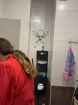 DienkaGreen online show from January 11, 2026, 12:43 pm