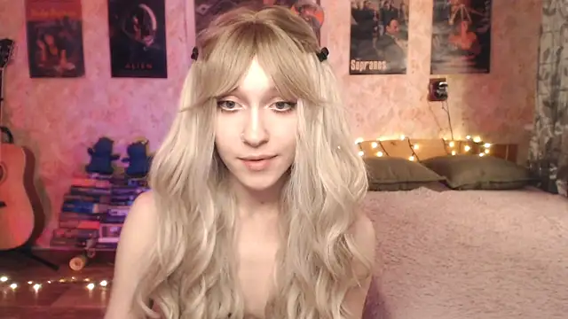 Friendly Ellie online show from January 10, 2025, 3:29 am