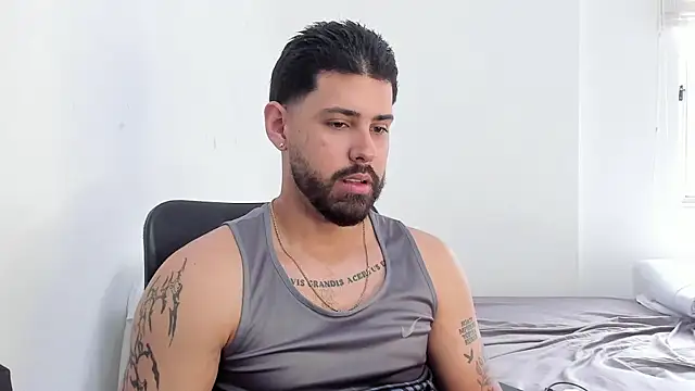 Justyn Torres online show from October 30, 2025, 1:12 pm