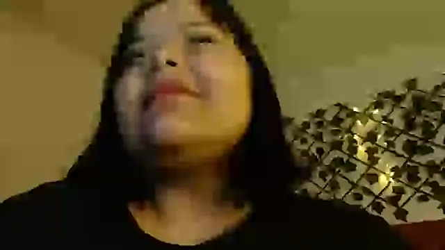 Snapshot of sexychubby___ chatting on March 22, 2025, 6:33 am sexychubby    online show from March 22, 2025, 6:33 am