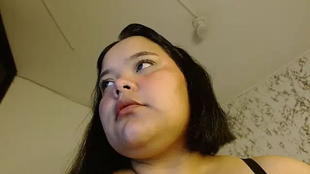 Snapshot of sexychubby___ chatting on October 12, 2025, 10:25 am sexychubby    online show from October 12, 2025, 10:25 am