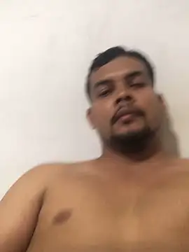 Snapshot of ElsecretodeBruno chatting on February 28, 2025, 2:09 am ElsecretodeBruno online show from February 28, 2025, 2:09 am