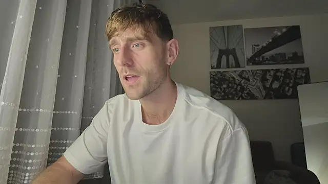 Snapshot of lukegunn chatting on February 10, 2026, 12:04 am lukegunn online show from February 10, 2026, 12:04 am