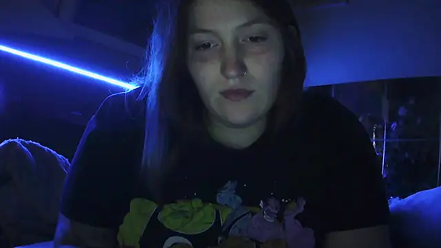 Angelk43 online show from April 24, 2026, 4:04 am