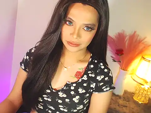 MajesticKitana online show from November 4, 2025, 5:06 am