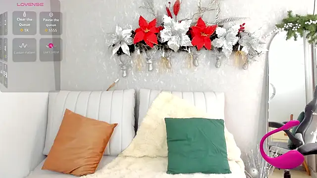 EmmaFerrary online show from November 26, 2025, 4:08 pm