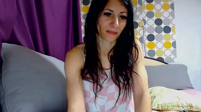 Snapshot of sexyevalove chatting on December 15, 2024, 3:34 am sexyevalove online show from December 15, 2024, 3:34 am